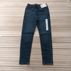 新品未使用　ユニクロ　サイズ130　ウルトラストレッチデニムスリムフィットパンツ