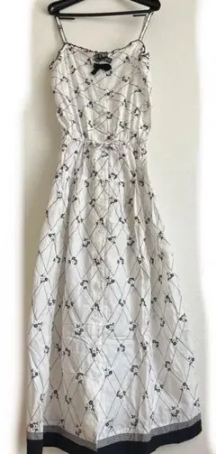 【SALE】レースフラワー刺繍リボンキャミソールワンピースケティ　ピンクハウス