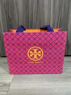 Item thumbnail for item 49591611-eb3a-46c1-8ff0-c70ecec55410