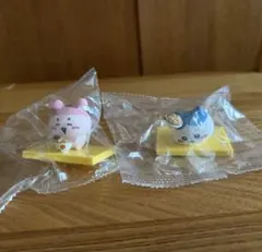 ちいかわ⭐︎松屋⭐︎フィギュア⭐︎ハチワレ⭐︎古本屋さん⭐︎2個セット