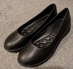 ブラック フラットシューズ　パンプス