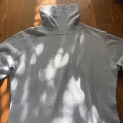 ユニクロタートルネック