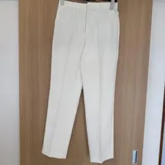 UNIQLO スマートアンクルパンツ　ホワイト　Mサイズ