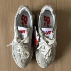 New Balance U327LM スニーカー グレー　サイズ25.0㎝