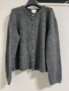 H&M ファインニットカーディガン　金ボタン