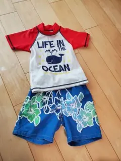 GAP水着パンツ、ラッシュガード100㎝セット