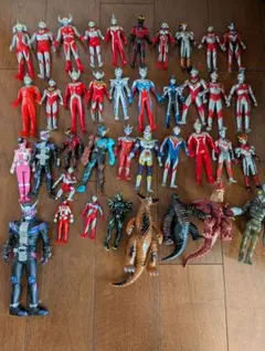 ウルトラマンフィギュアセット多数