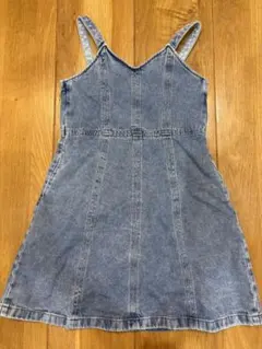 GU デニムジャンバースカート ライトブルー　140