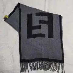 Fendi ビッグロゴ マフラー グレー ブラック リバーシブル