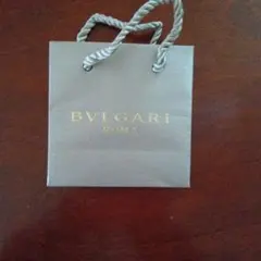 BVLGARI シルバー 紙袋