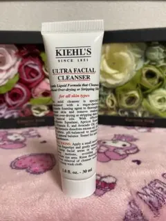 Kiehl's Ultra Facial Cleanserのサムネイル