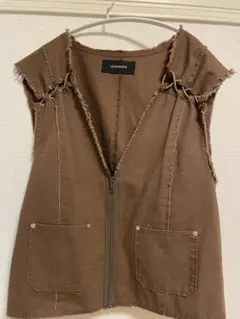 【美品】JEANASIS ベスト JEANASIS｜ジーナシスのベスト（ブラック/黒色系）通販 - ZOZOTOWN
