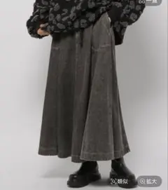 ニコアンド ベルトフレアスカート ブラックデニムのサムネイル