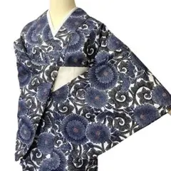 美品！ 本場 大島紬 総絣 花柄 幾何学模様 正絹 - メルカリ