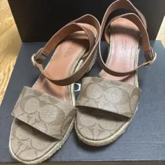 COACH シグネチャー エスパドリーユ サンダルのサムネイル
