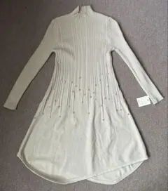 夜空から星が降ってくる様なデザインのニットワンピース　新品