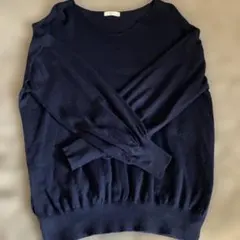 アースミュージック&エコロジー Vネック パフスリーブ ニット ネイビー