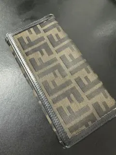 ちえみ様専用Fendi FFロゴ 長財布
