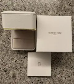 ブシュロン BOUCHERONリングケース 空箱 ショッパー付き - メルカリ