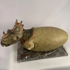 新品　箱無し　スティラコサウルス（Styracosaurus）卵　レプリカ 新品 スティラコサウルス（Styracosaurus）卵 レプリカ - メルカリ