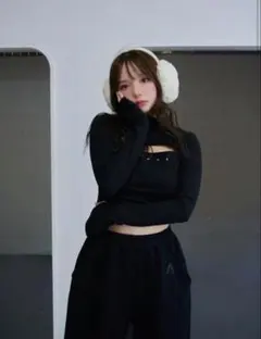 andmary Luna logo tops ブラック