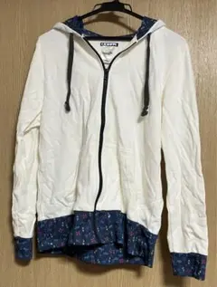 Item thumbnail for item b8b704ab-ac5a-46f4-9997-a2855d6f7586