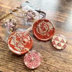 ハンドメイド ピアス アクセサリー 赤 ゴールド ボタン 和風 狐 薔薇
