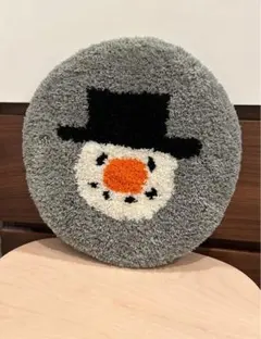 【NEW】タフティング　チェアマット　インテリア　雑貨　スノーマン　クリスマス