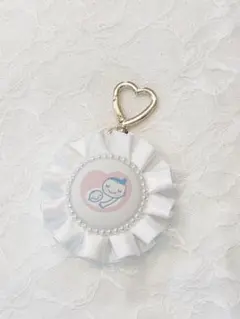 Item thumbnail for item b7e871f5-cd8d-4c91-8f38-2ccd0c0eeee4