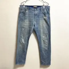 ユニクロのダメージ加工ジーンズ（28、71cm）