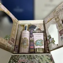 新品未使用品　クレ・ド・ポー ボーテ　コフレ ラディユー スティル ロココ II