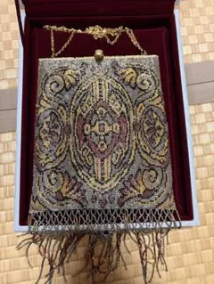 Item thumbnail for item da9d30aa-6c20-4523-a02d-c6f83699793e