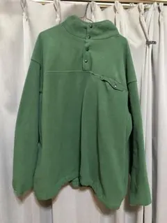 緑色 フリースジャケット 襟付き
