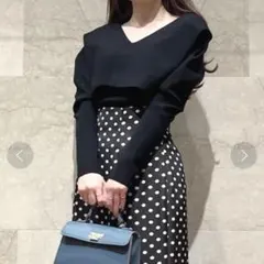 美品　SNIDEL ソウバリカラーオフショルプルオーバー　Fサイズ　黒