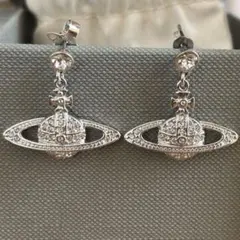 Vivienne Westwood オーブドロップ ピアス シルバー - メルカリ