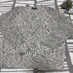 ニットセーター 黒 クルーネック