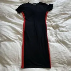 bershka タイトワンピース