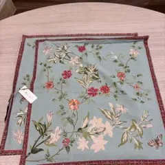 インドのブランド品 The shopのクッションカバー