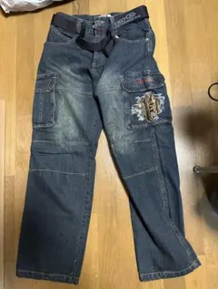 Item thumbnail for item b2b37681-644c-4aff-80b2-2cd2389ddeea