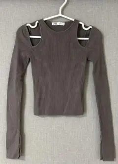 ZARA リブニット 長袖 カットアウトのサムネイル