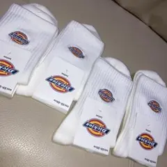 お値下げ最終価格Dickies靴下23〜25㌢❌4