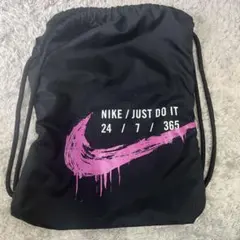 Nike ドローストリングバッグ ブラック ピンク