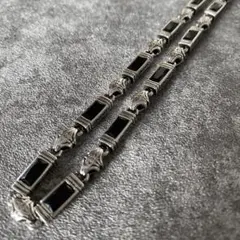 Item thumbnail for item b539fcf6-8137-4bd6-bf5b-3b565052a35e