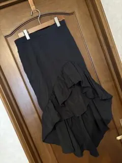 X*u様 フリル　ブラックロングスカート