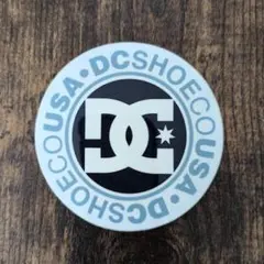 （直径7cm）DC SHOE スケートボード　ステッカーのサムネイル