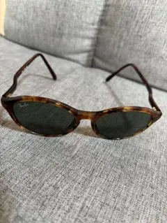 Ray-Ban ブラウン オーバル型 サングラス