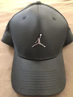 【美品】ジョーダンブラック キャップ