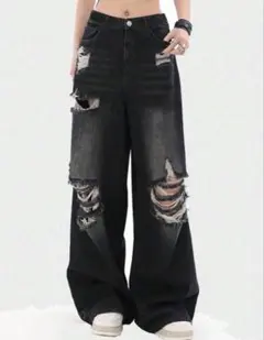 SHEIN ダメージジーンズ