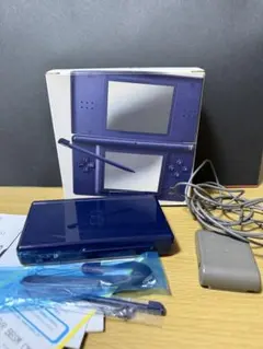 Nintendo DS Lite 本体　ネイビー