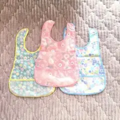 未使用　お食事エプロン　3枚セット　防水